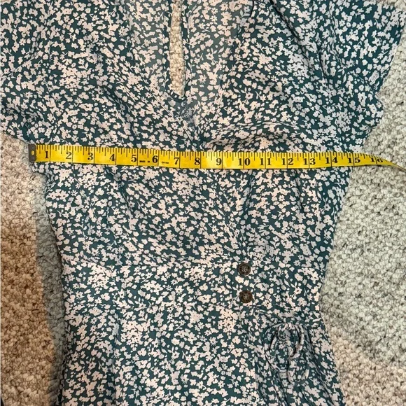 Sienna Sky Floral Faux-Wrap Maxi Dress - Size S - Picture 7 of 9